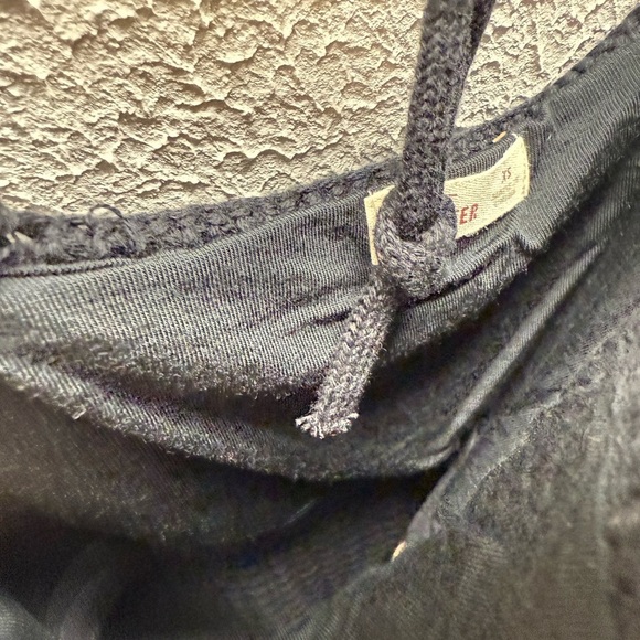 Hollister Black Crochet Tank Top with Floral Design NWT - Picture 5 of 8